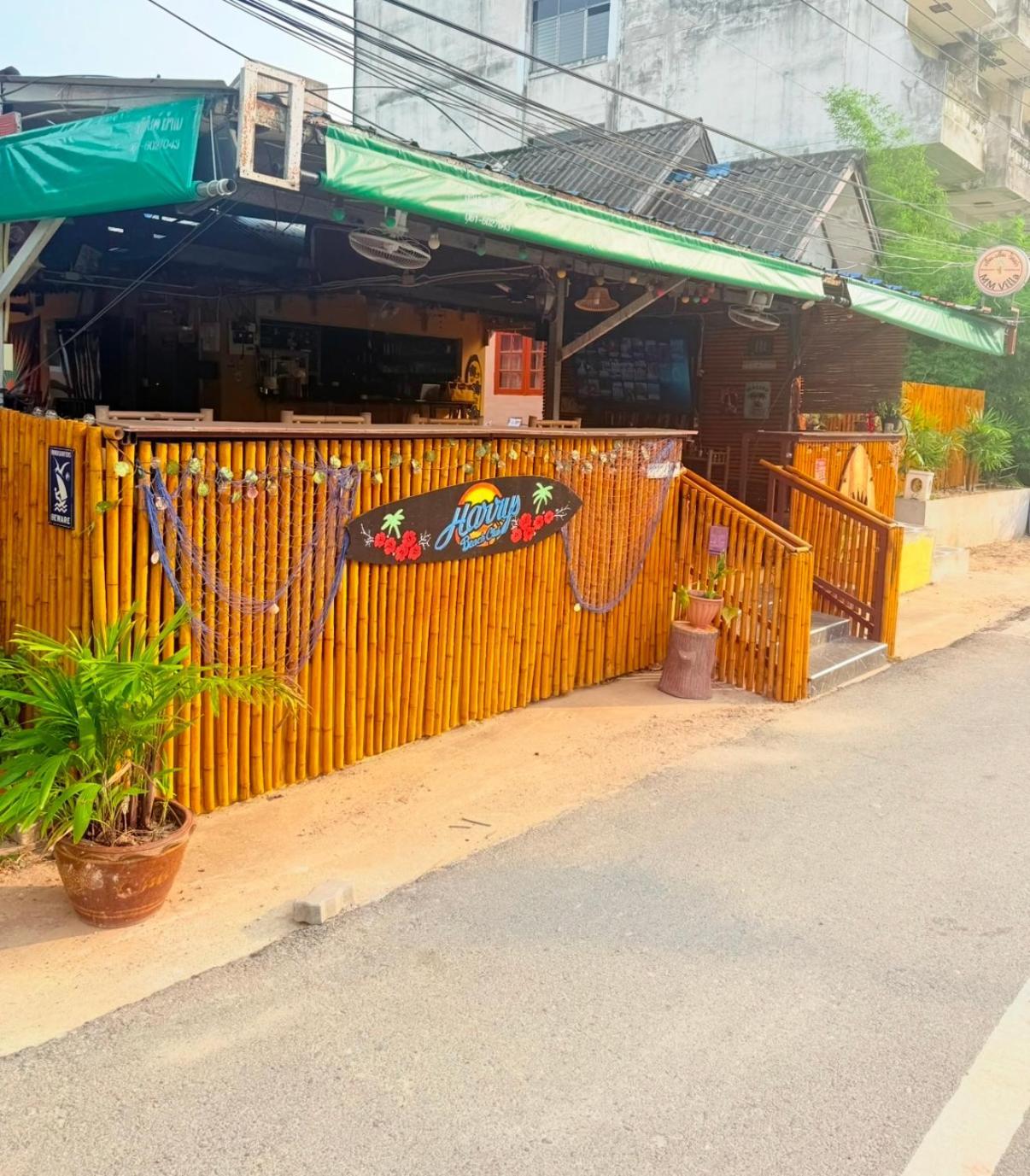 Harry'S Beach Club Ban Phe Dış mekan fotoğraf